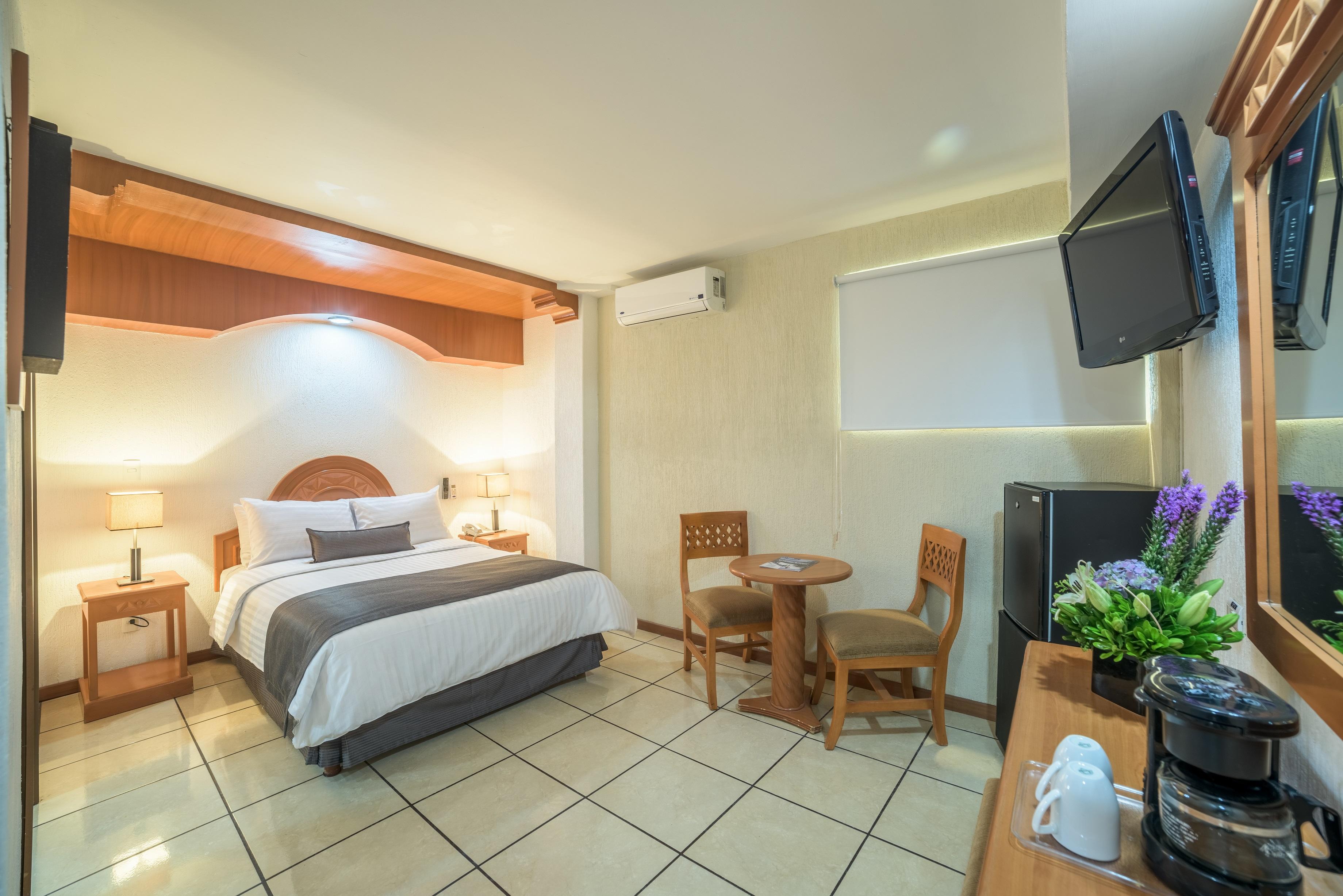 Hotel Malibu Zapopan Buitenkant foto