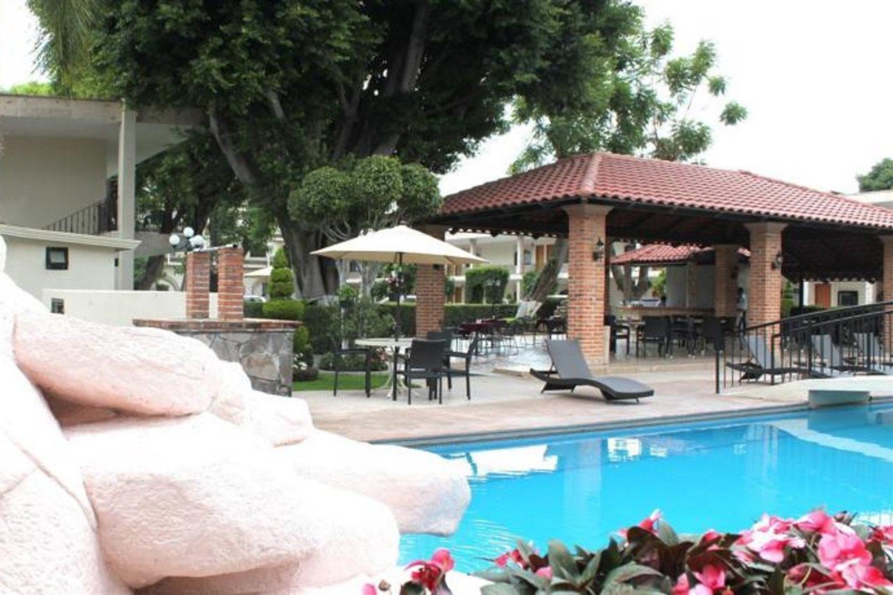 Hotel Malibu Zapopan Buitenkant foto
